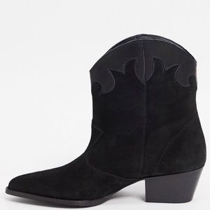 Depp Cowboy/ Western suede boots